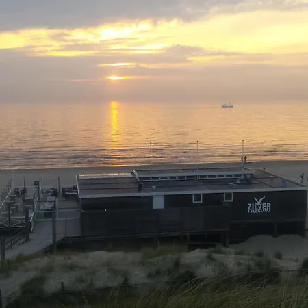 De Noorderzon Hébergement de vacances *